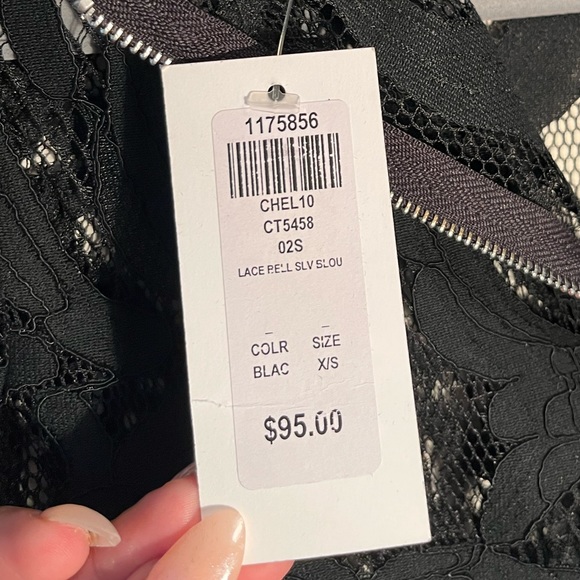 HONEY LACE ZIP BLOUSE - Picture 4 of 4